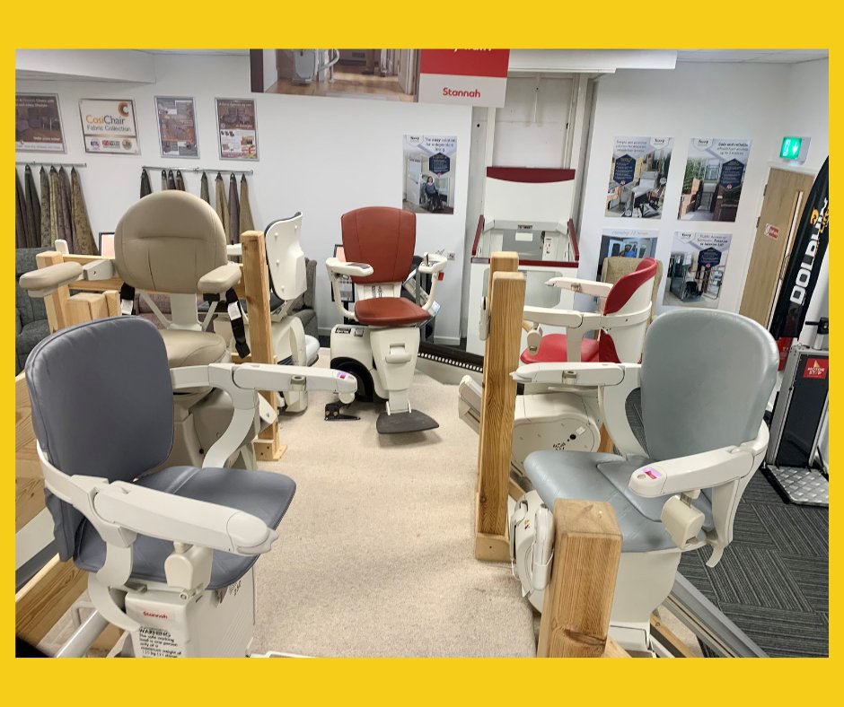 Having a chinwag at the top of the steps; A few of the collection of stairlifts housed in our showroom ready and waiting to show you the ride!
#stairlifts #steplifts #throughfloorlifts #platformlifts #liftingsolutions #mobility #devon