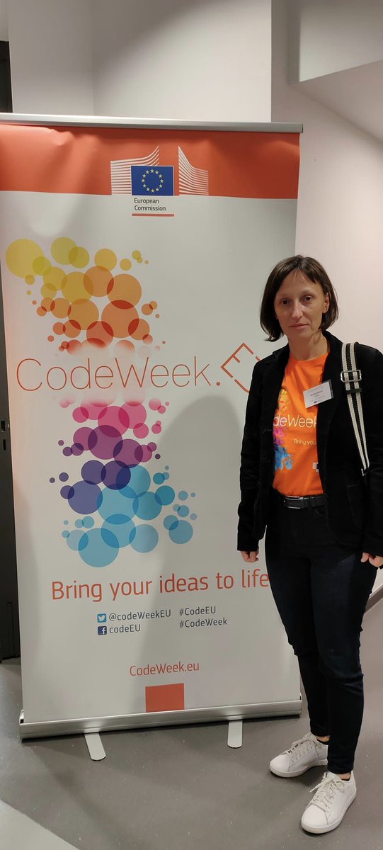 ucitelji_hr's tweet photo. Iznimno smo ponosni što danas možemo podijeliti sjajne vijesti koje nam stižu iz Brisela! Naša suradnica Kristina Slišurić primila je posebno priznanje i nagradu EU Code Week zajednice "Izvrstan EU Code Week vodeći učitelj" (Outstanding EU Code Week Leading Teacher) https://t.co/LpxxsoblII