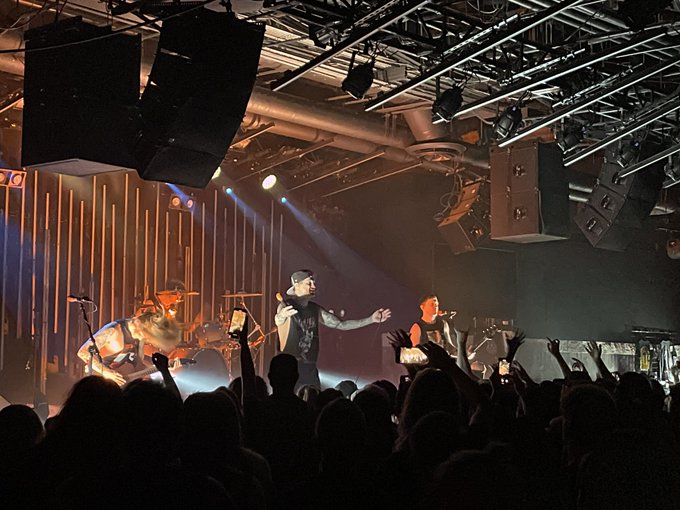 Omgggg @blessthefall was soooo goood!!!!!!!!! #stillgotit ❤️🔥🙌🏻 https://t.co/eQkC66oIft<a class="tags" target="_blank" title="On Twitter" href="/?out=eyJ0eXAiOiJKV1QiLCJhbGciOiJIUzUxMiJ9.eyJpYXQiOjE3MjE1NDUzNjMsImlzcyI6InR3cG9ybnN0YXJzLmNvbSIsIm5iZiI6MTcyMTU0NTM2MywiZXhwIjoxNzUzMDgxMzYzLCJyZWRpcmVjdF91cmwiOiJodHRwczovL3R3aXR0ZXIuY29tL2JsZXNzdGhlZmFsbCJ9.V5GN_g0MVMgFKKpcqsfMGiYZTzHaai8TntOqK0N3gyIY8IoE2jRlWmwOlUobWQ92m5QlpsLt-myDpQFY72m8bQ">@blessthefall</a><a href="/tag/stillgotit"class="tags"><span>#stillgotit</span></a>