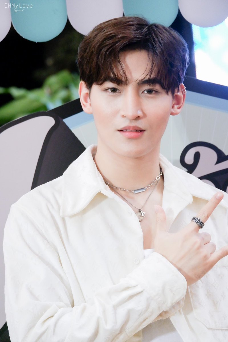— 𝐒𝐞𝐩𝐭𝐞𝐦𝐛𝐞𝐫 𝐖𝐢𝐬𝐡 🌷💖

สวัสดีเดือนกันยายน เดือนที่ 9 ของปีแล้ว ขอให้เดือนกันยายนนี้ เป็นเดือนที่ดีและสดใสของโอห์ม 
ขอให้โอห์มเจอแต่สิ่งดีๆ มีความสุข มีรอยยิ้มในทุกๆวันและถูกโอบล้อมไปด้วยความรักนะ 
💙🫶🏻

#SeptemberWish
#OhmThitiwat #โอห์มไง