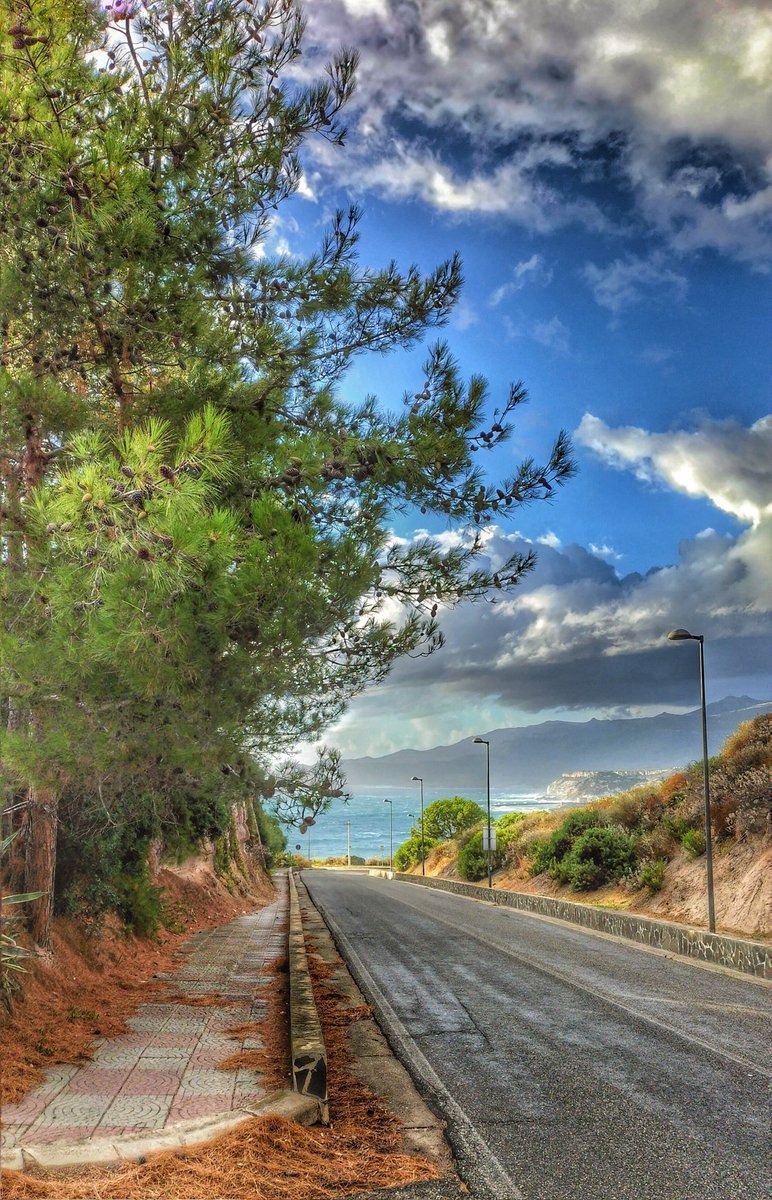 Giusepp17710443's tweet photo. Angoli di Sardegna.. Buongiorno mondo 👋☕📷😀👍🌺
#Sardegna
#semptember https://t.co/99D2p4EaRM