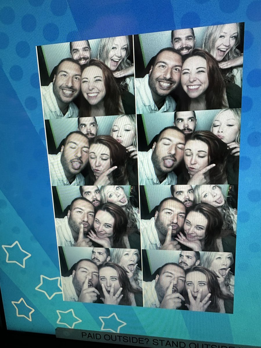 Zaiyken's tweet photo. good times in Washington!!!! @Olivehobbits @ItsBambzi @MagicalMayo37 https://t.co/FiT0zxVJu6