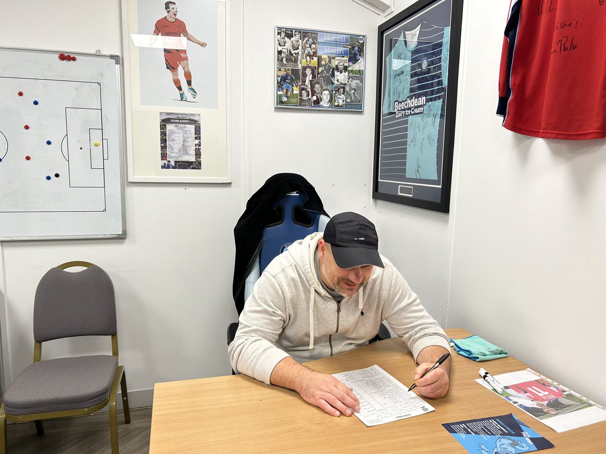 petike_79's tweet photo. @wwfcofficial what a beautiful stadium what a stadium tour I had this morning with my Hungarian friend @kozakhanda who works in this stadium .I was visiting Csaba from Hungary and gave me this tour in this very maintained stadium .thank you 
#wycombewanderers 
#worldwidewanderers https://t.co/jl9H2l8xGH