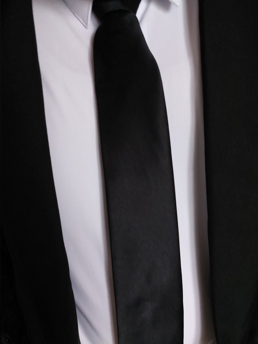 Happy holiday to all, friends! 🔥

Autumn has come...

Going to university soon😵‍💫

Have a nice day💞

#Autumn #NFTCommmunity #goodday