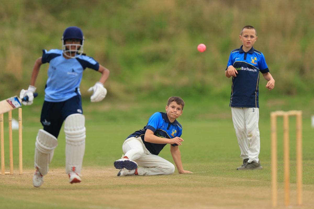 Bank holiday Monday saw the showcase day of the 2023 SJCC season, with the finals of 8 open cup competitions taking place @ValleyEndCC, as well as the U19 T20 finals taking place @Normandy_CC. Visit our website for a full roundup: vist.ly/b7vb 📸 @nonleaguesnappa