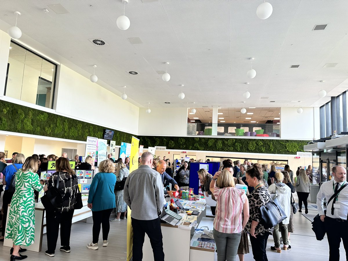WlasnS's tweet photo. Such a buzz in @wlwinchburgh_ac today! 📚🐝 So many fantastic practitioners and third party agencies from West Lothian and across Scotland coming out to celebrate inclusive practice! https://t.co/AqjugD2fp5