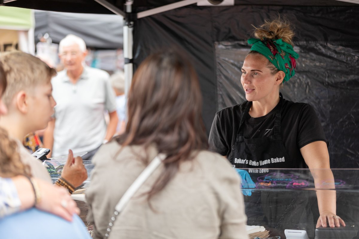 BurnleyBID's tweet photo. Don't forget that the @_independentst #Burnley Artisan Market is back in town tomorrow as it celebrates its 2nd birthday! 🎂

Come along to St James's Street and @charterwalk from 10-4 to enjoy delicious food &amp; drink, handmade gifts, live music, and much more! https://t.co/6EsXRJhkzJ
