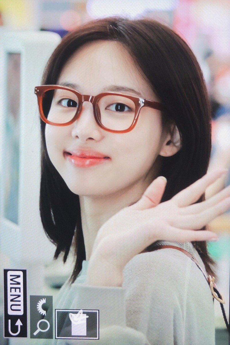 nayeon archive tweet media