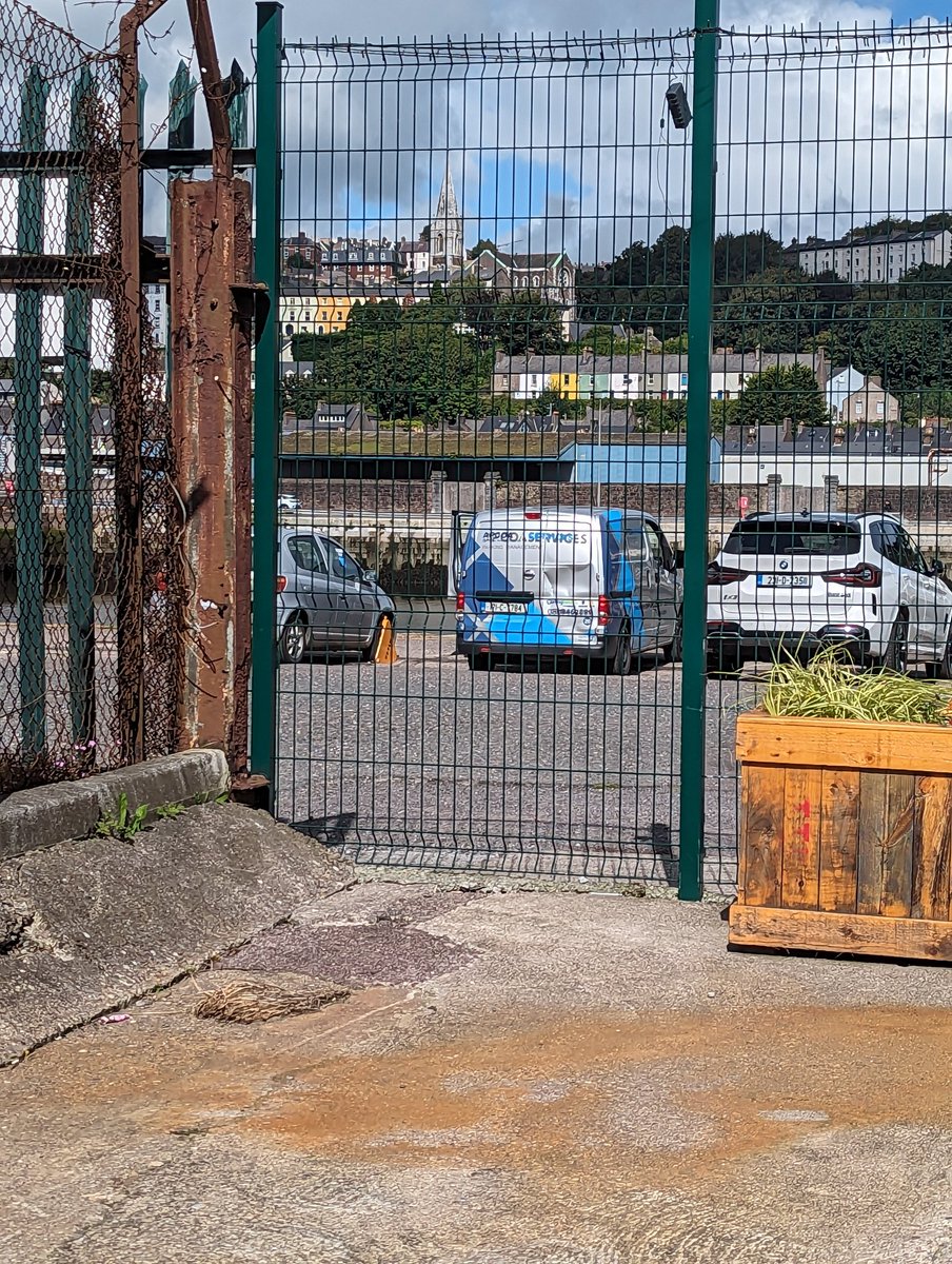 tadhg_sammon's tweet photo. Careful where you park https://t.co/304rMhaJeL