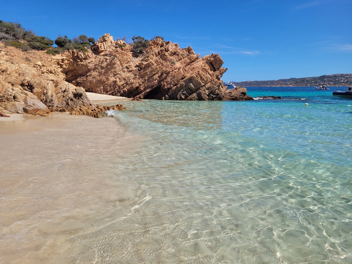 pierlugrasso74's tweet image. Finalmente #Settembre con il suo miglior mare.

Cala Soraya #Spargi