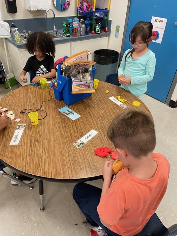 Dr. Nixon Elementary tweet media