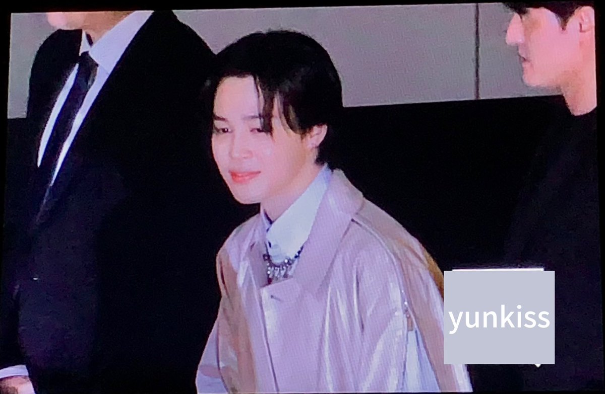 YUNKISS tweet media