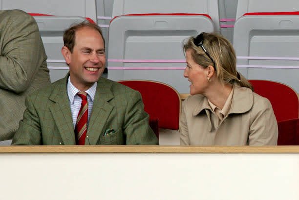 Day 13 of 30: Prince Edward and Sophie enjoying themselves at the horse show in 2021. #30yearsstrong #DuchessofEdinburgh #DukeofEdinbutgh #britishroyals