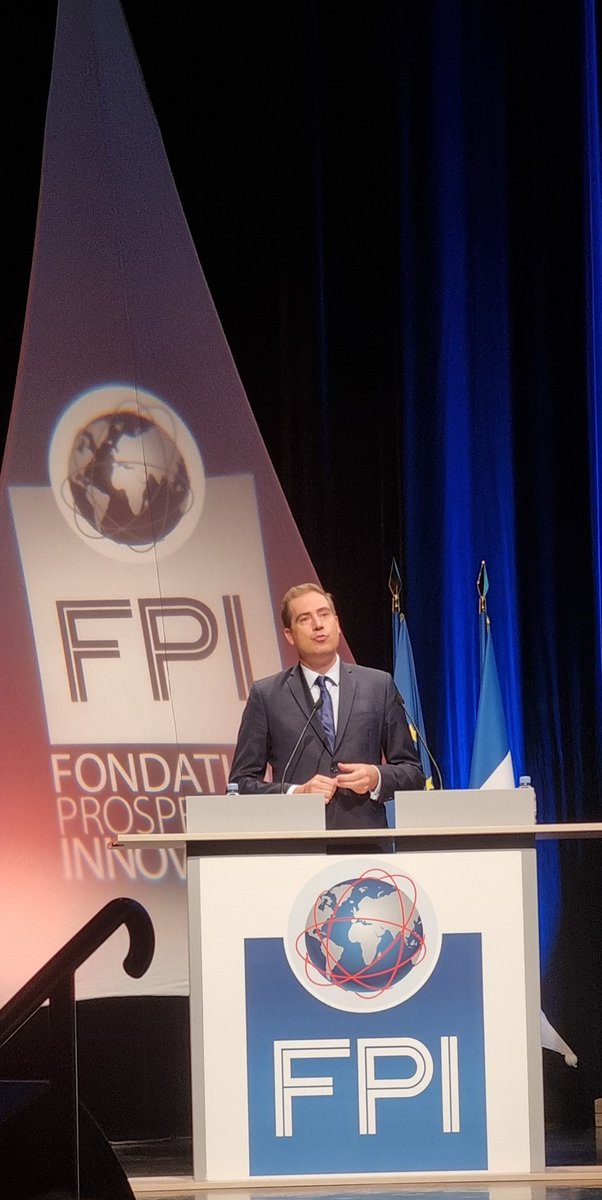 ludovic_pouille's tweet image. The Minister Delegate in charge of Foreign Trade &amp;amp; Attractiveness @becht_olivier at the #Futuroscope Forum: In the face of current shocks, we must reform, with the European Union, global governance. It will partly depend on the ability of the couple 🇨🇵🇩🇪 to meet this challenge.