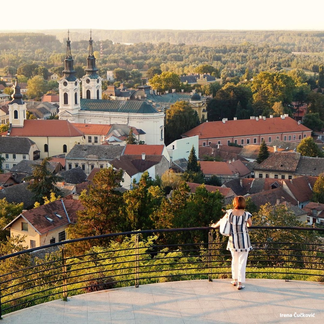 visiteurope's tweet photo. 🗣️It is said that each building🏛️, street🛣️ , and house🏠 in Sremski Karlovci has a famous story to tell.
⚠️ #CreativelyCurious spoiler: One of them is certainly true - if you visit this town just once, you will keep coming back! https://t.co/c1fCz6wBtD