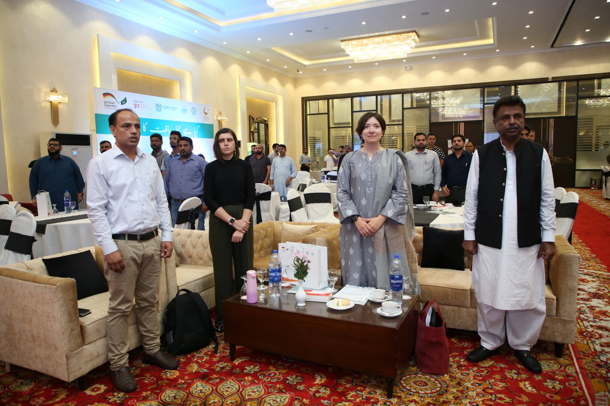 CIWCE1's tweet photo. Mr. Rao Nasir Mahmood, Director SAA-CIWCE, in his concluding remarks, said that campaign on ergonomics and heat stress will contribute to promoting health and safety culture in textile industry of Punjab. #WorkplaceSafety #hifazatkashaoor
@GIZPakistan https://t.co/UQNmgM4ez1