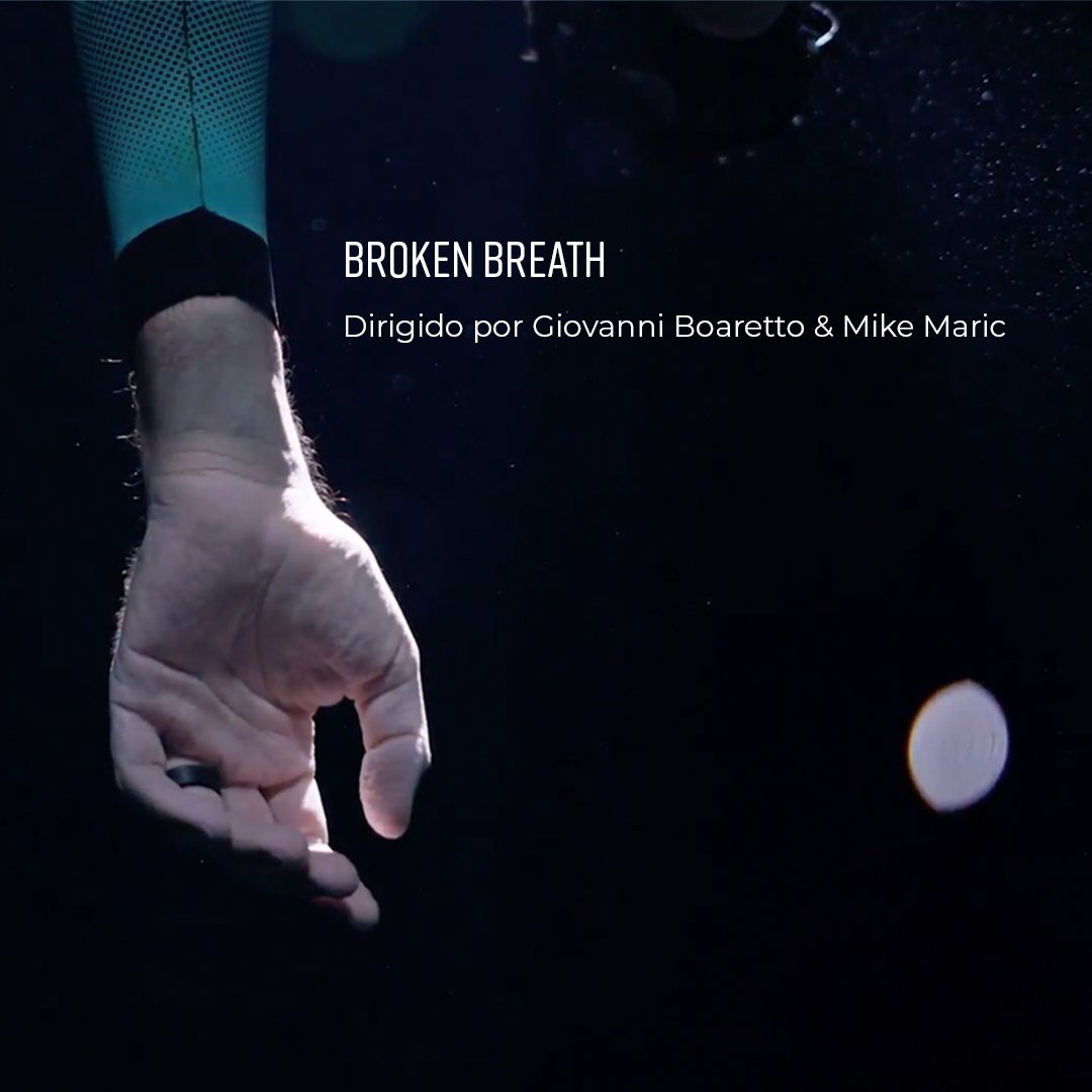 Con demasiada frecuencia olvidamos que el aire es nuestra primera fuente de alimento. 

BROKEN BREATH sigue al campeón italiano de apnea Mike Maric, en un viaje para reencontrarse a sí mismo donde descubre el poder y la importancia de la respiración.

🎬🧐 youtu.be/gAC7Fa2bJPI