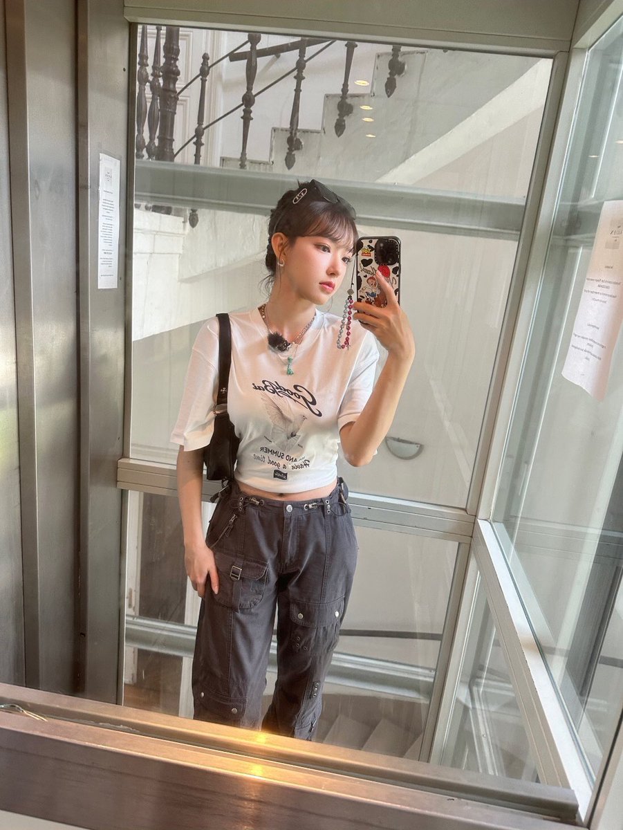 xiaoxiaomiii_'s tweet photo. #ChengXiao weibo update 

Chinese Restaurant 7 Daily OOTD

#ChengXiaoForChineseRestaurantSeasonVII https://t.co/VVuGb77Bnb