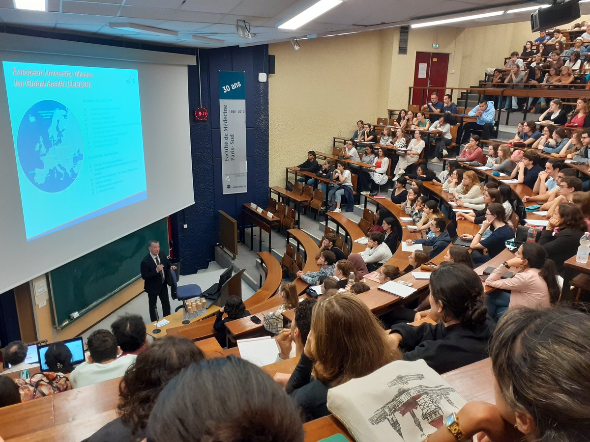 Bienvenue aux nouveaux étudiants de médecine <a href="/UnivParisSaclay/">Université Paris-Saclay</a> !