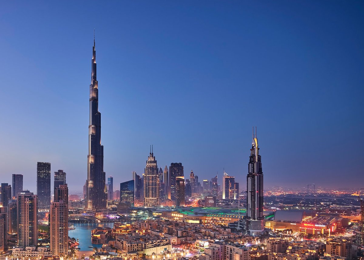 kimora72636's tweet photo. The Burj Khalifa, an icon of Dubai, soars 828 meters high. Its observation decks offer unparalleled views of the cityscape and beyond. A testament to human ingenuity and modernity. Don't miss it!  #BurjKhalifa #Dubai #Travejar #Tours 

https://t.co/l0i3mAGWR3 https://t.co/uW0D8h5mZe