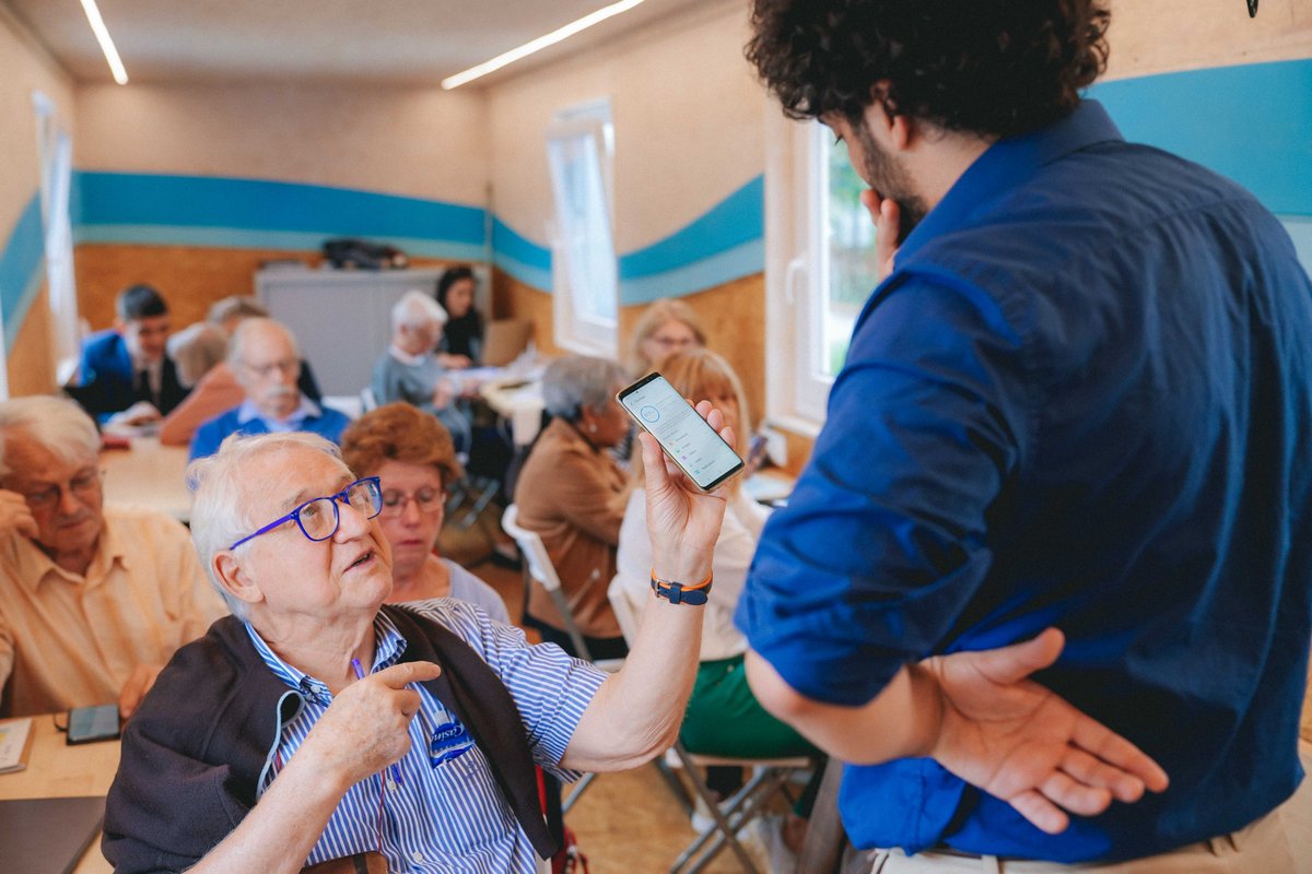 Huawei France tweet media