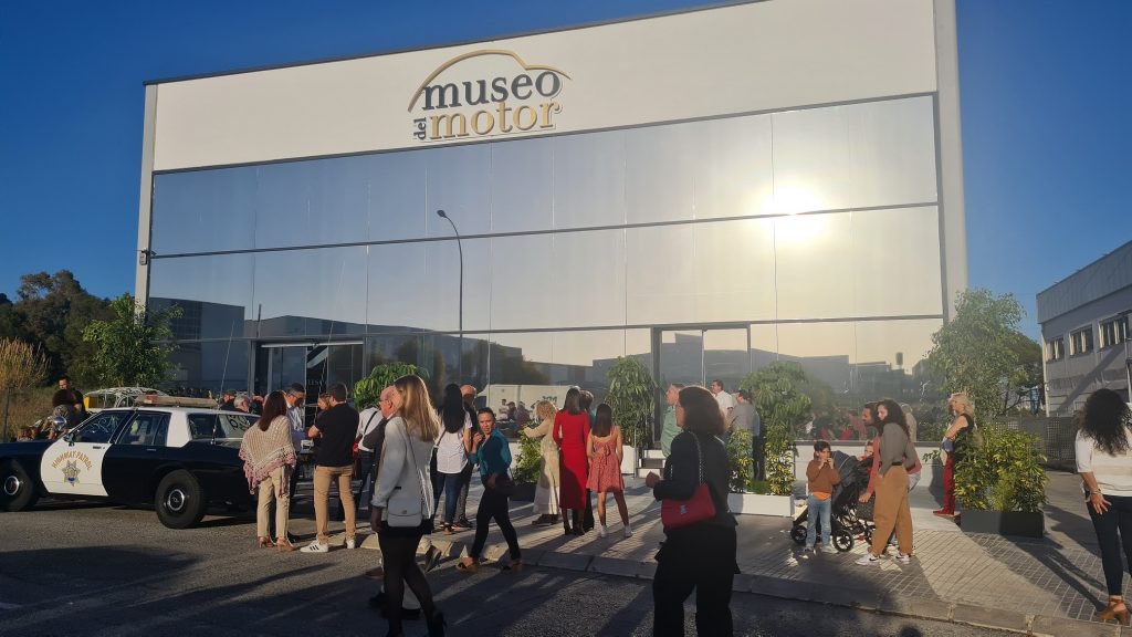 Este año la VII Concentración del #Delorean Club España será del 26 al 29 de octubre en #Benidorm, Alicante. Nuestros amigos del <a href="/museodelmotor/">Museo del Motor</a> ya están organizando el plan de actividades.