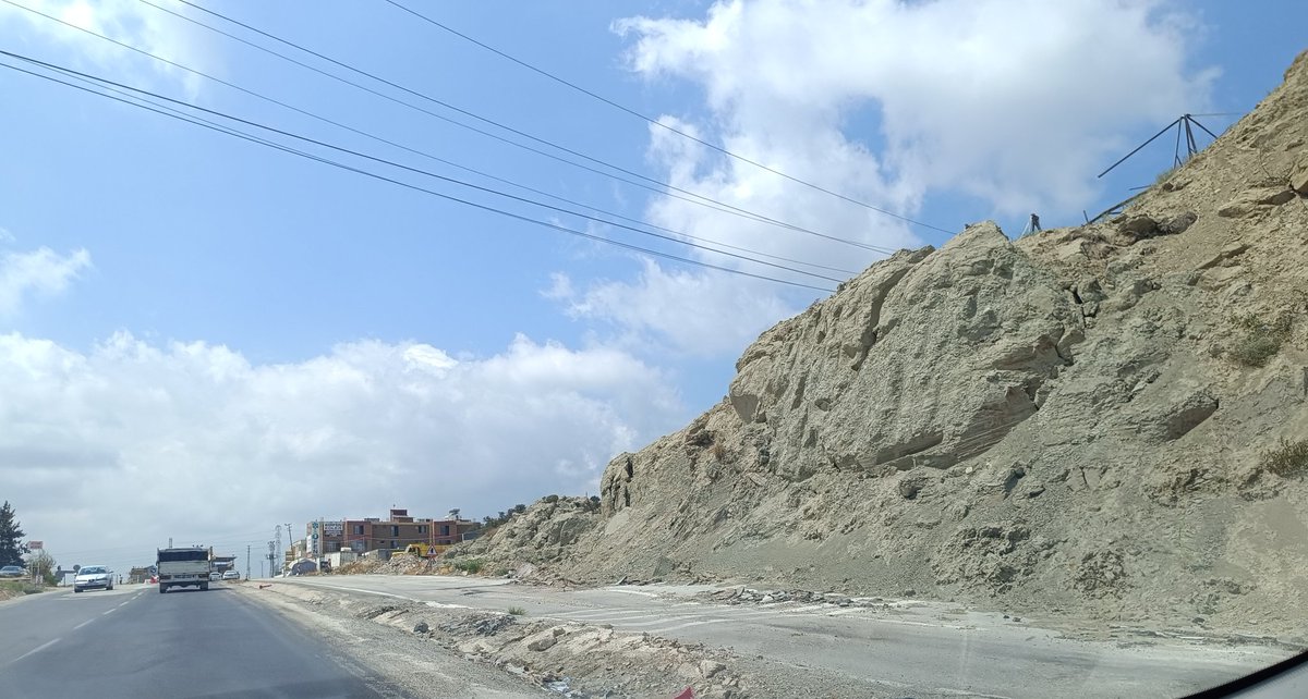 minninaguys's tweet photo. Bir türlü yapılAmayan o yol ...
Bilmeyenler için Antakya Samandağ istikameti https://t.co/srzNkDIGrE