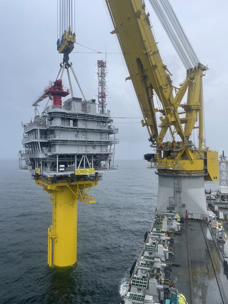 Orsted's tweet photo. We've just installed the offshore substation at Gode Wind 3 #OffshoreWind Farm in Germany. 

Gode Wind 3 will have a capacity of 253 MW, and together with Borkum Riffgrund 3 it will be able to supply the equivalent of 1.2 million German households with green power. @OrstedDE https://t.co/pXbXgDaXyw