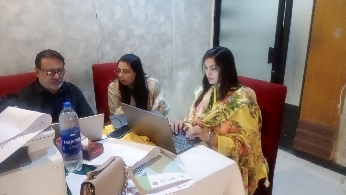 SELD_Sindh's tweet photo. School Education &amp; Literacy Department #SELD in collaboration with #UNICEF organized 3rd phase of the "5 Days Cascade model #ECCE Training for Masters Trainers TOT" at the Crown Hotel, Hyderabad from August 28th to September 1st, 2023, https://t.co/I0rJFOCmmj
