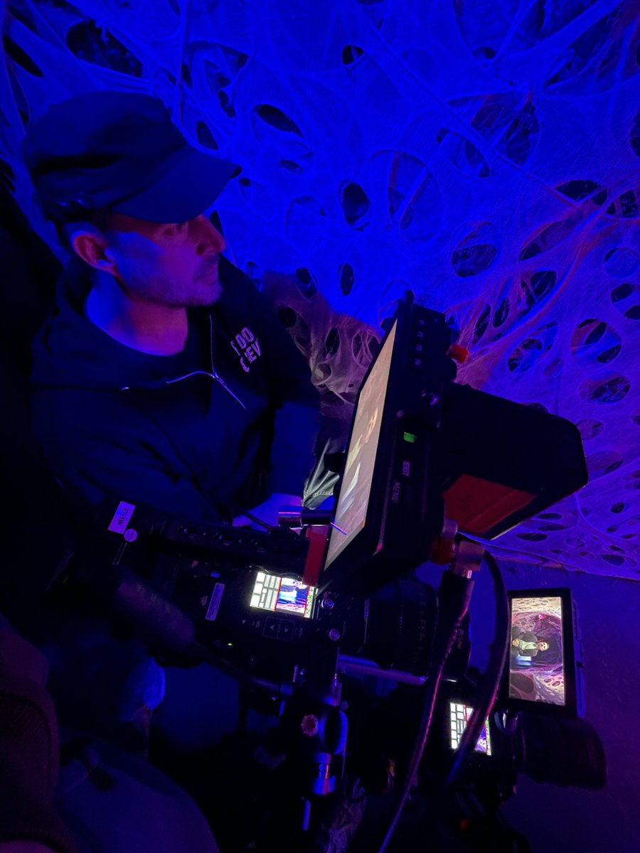 Directing Season 1 interviews for <a href="/boocrewtv/">boocrewtv</a> - had a blast capturing my friends explore their passion of designing and running their Halloween Fun House <a href="/ScarehouseWin/">Scarehouse Windsor</a> - series premieres on Oct 1 <a href="/fibetv1/">Fibe TV1</a> #spookyseason #hauntlife