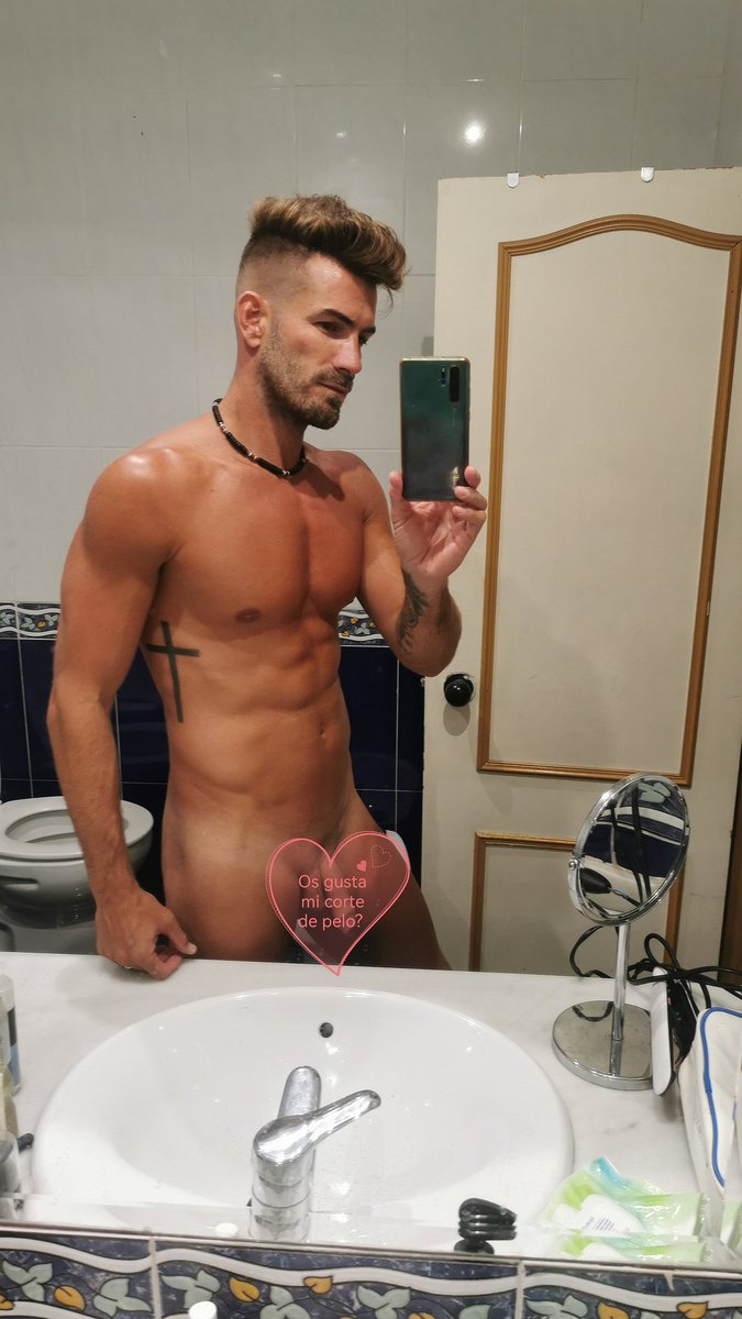 Os gusta mi corte de pelo?? Tenéis más detalles del mismo en onlyfans/xmanelguerrero 😏