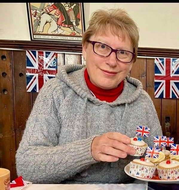 🎉 ROSE STARTS HER NEW ROLE TODAY🎉

Please pray for Rose as she starts her new role as Community Minister with Loftus Parish,  it is wonderful to see Rose stepping up in mission - leading a walking group called 'Rambling with Rose' &amp; weekly 'Playtime' for young families.🙏