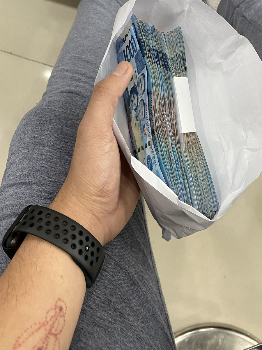 redzapMASARAP's tweet photo. First day of ber months. THANK YOU! https://t.co/apDdcSBGnn