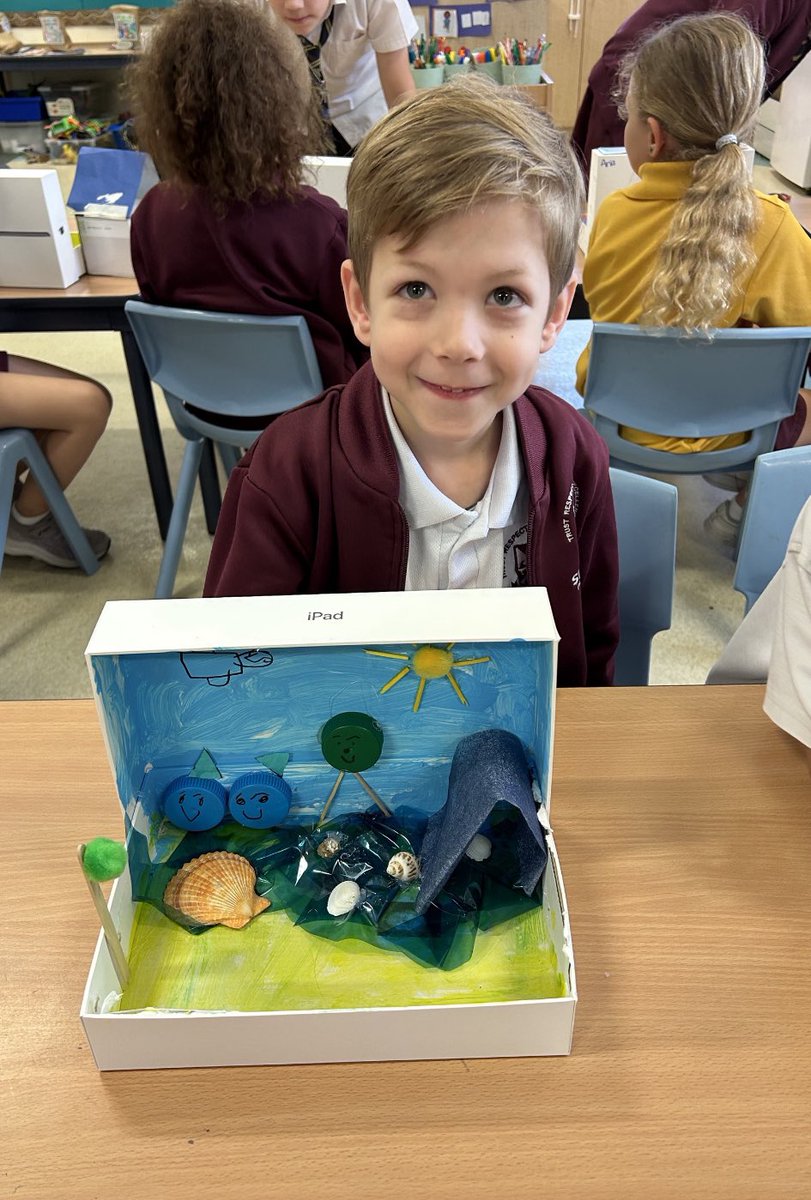 St_Peters_P_S's tweet photo. This term, the Pre Primary students have been investigating the question ‘’What makes a place special?’ To conclude our Inquiry Project, they created a diorama of their own special place. They were so proud of their creations and showedtheir year 4 buddies. #TRUEinquiry https://t.co/gNJJUAEgD8