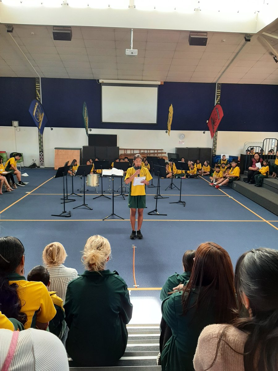 PuhinuiS's tweet photo. This afternoon we finished the week with a wonderful performance from our school choir and bands!

We are so lucky to have such talented tamariki here at @PuhinuiS 

Next week: SCIENCE WEEK!

#PuhinuiProud https://t.co/WD2d621gBp
