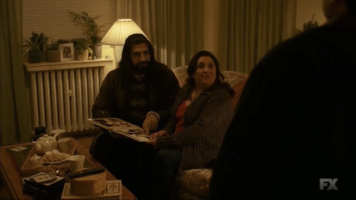 Sornamarin_'s tweet image. The son-in-law comes to greet his wife’s mother. 😳
#WhatWeDoInTheShadows #wwdits #Nandor #Guillermo #nandermo