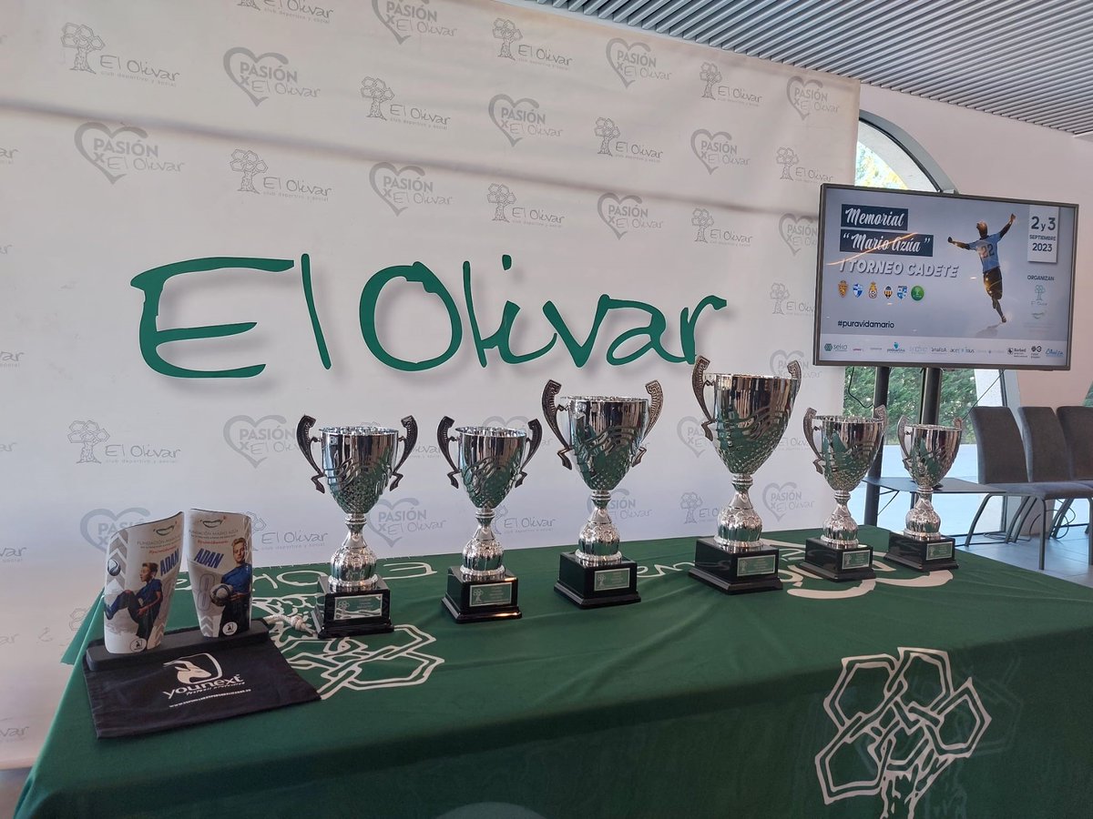 Ayer @biocord colaborador del torneo #homenaje Mario Azúa, estuvo en la presentación  del evento que tendrá lugar este fin de semana en El Estadio @EM_ElOlivar

lnkd.in/dAS3YiBG
@doctorazua #deporte #futbol #puravidamario