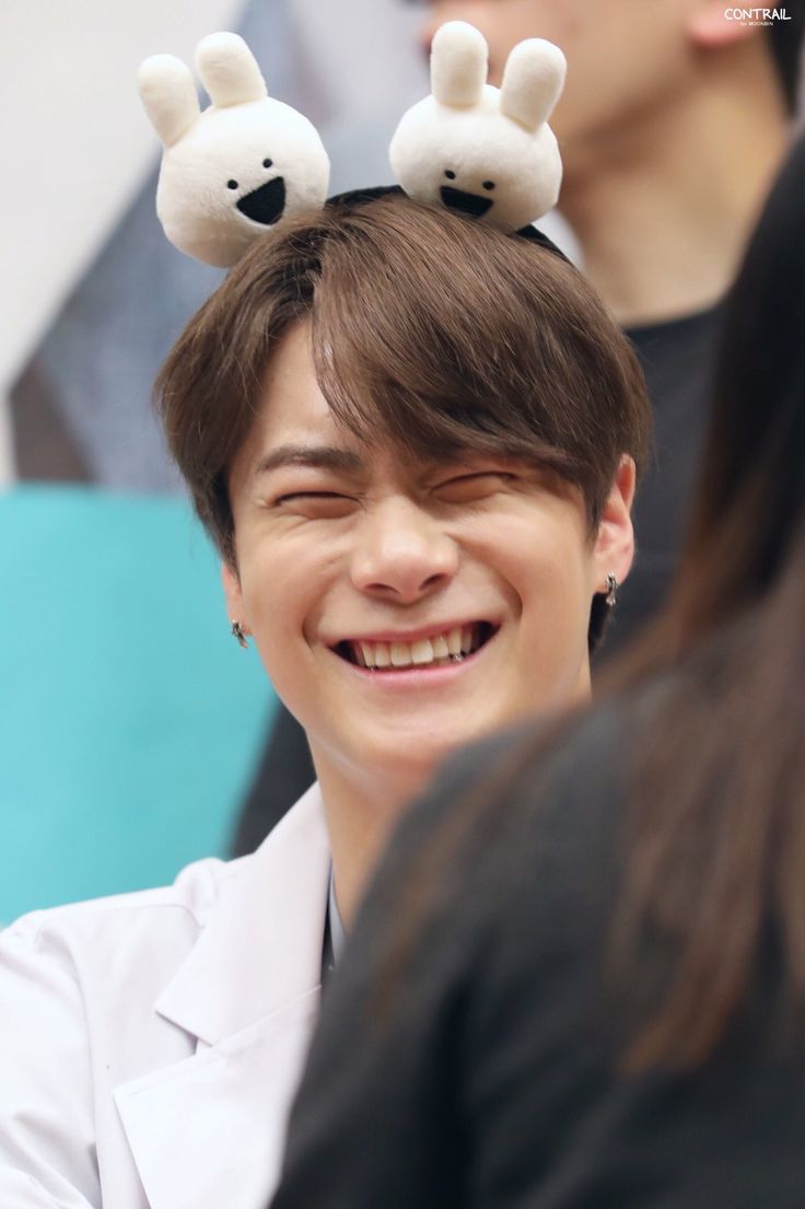 September 01, 2023
Binah, we will love you forever and remember you as a shining star and moon that helps everyone..
 And makes our days happier!

#MOONBIN #ASTRO