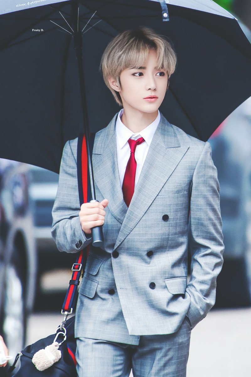 soobniverse's tweet photo. [#taegyu #taegyuau a-z challenge]

L for Lawyer — 📖
wherein, taehyun waltzes into the law firm only to discover that his worst rival in the courtroom, beomgyu, has joined his team. worse still, they now share a desk. https://t.co/Ts0niflDPL