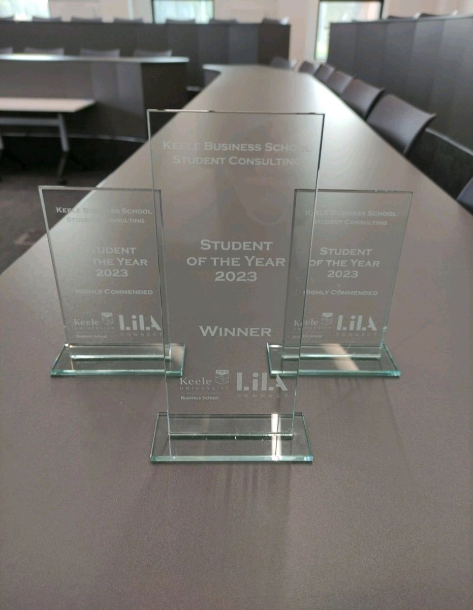 e_bonfiglio's tweet photo. Our Student of the Year event has just started.  We will have presentations from our top 3 student consultants and this year we have beautiful trophies from @LilaConnectUK.

@Dr_ColinRigby @KeeleBSchool @KeeleUniversity https://t.co/o2Y2YDbLm3
