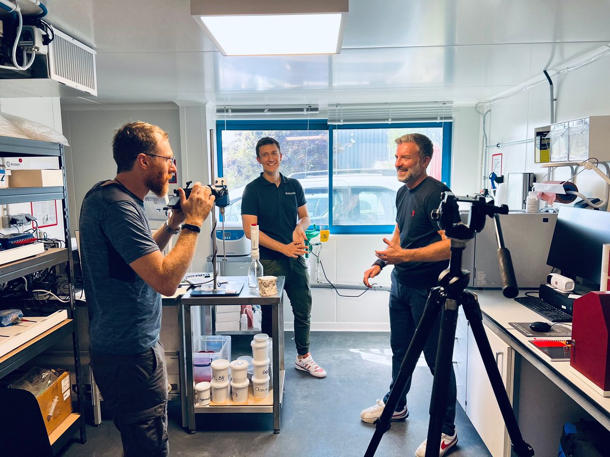 Ecocem's tweet photo. Come on the greens! Managing Director Conor O'Riain has been filming with @dfatirl talking about how #Ecocem is an @Entirl company operating in France and contributing to a #greener world💚
We're proud to celebrate #France and #Ireland's enduring friendship ahead of the #RWC2023 https://t.co/oLRK7k4vfm