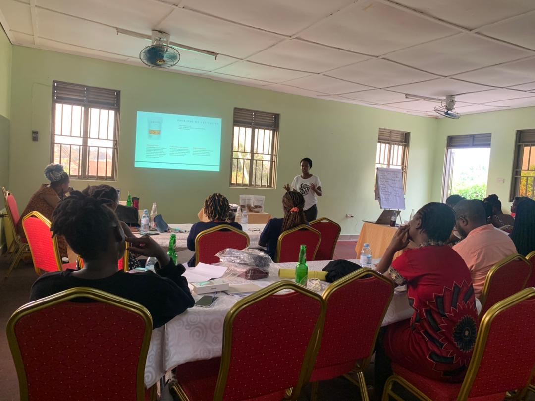 the_ainomugisha's tweet photo. Just wrapped up an amazing 4-day Women's Entrepreneurship Program with @UgandaUnites
I've soaked up a wealth of business knowledge.
Massive thanks to the organizers @amoskiyingi &amp; @artteeks for their incredible support and tailored insights.Feeling empowered and ready to conquer https://t.co/bxq6yQ9S67