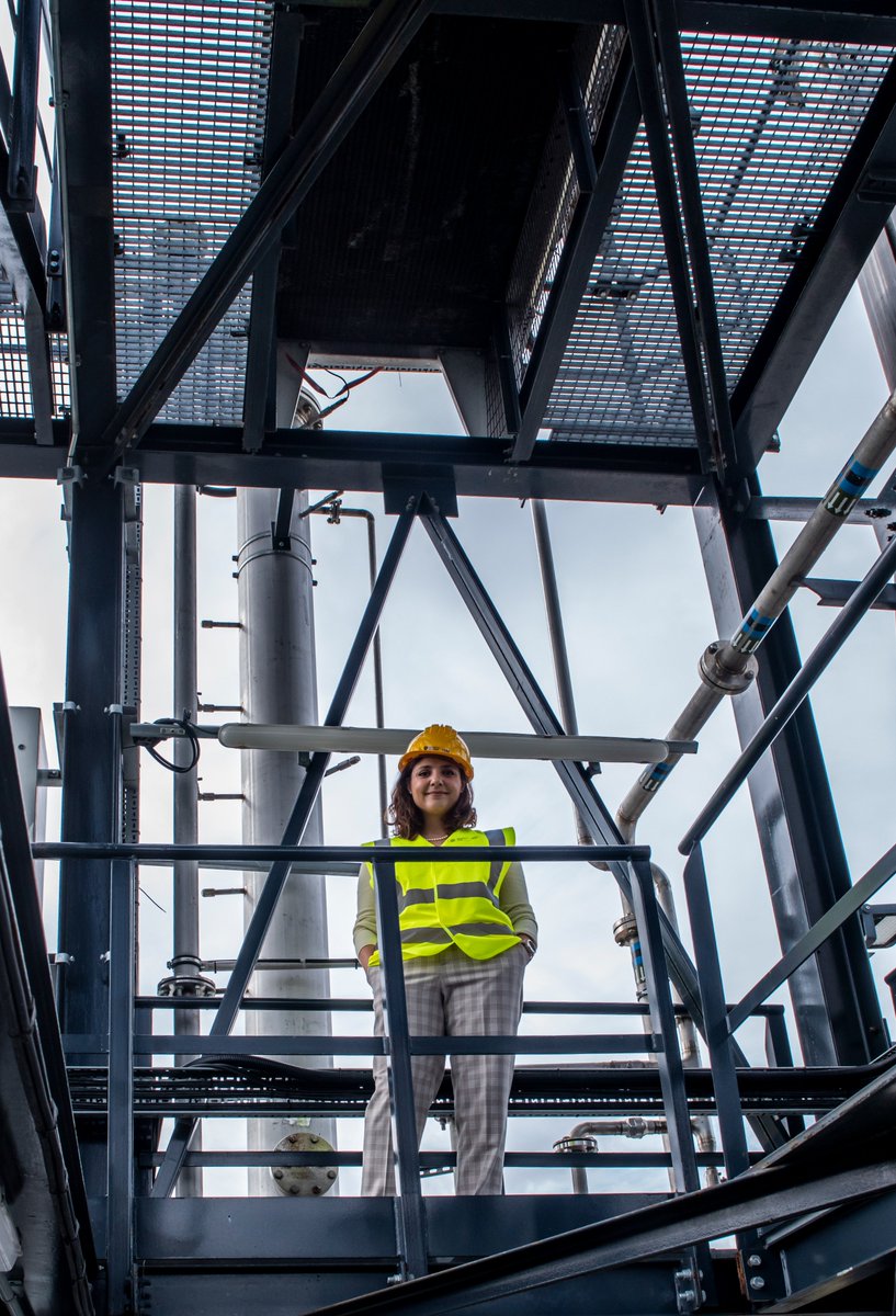 Great to meet and photograph Dr Abby Samson from Sheffield University for this science feature in the Yorkshire Post by <a href="/YP_LauraR/">Laura Reid</a>  yorkshirepost.co.uk/news/environme…