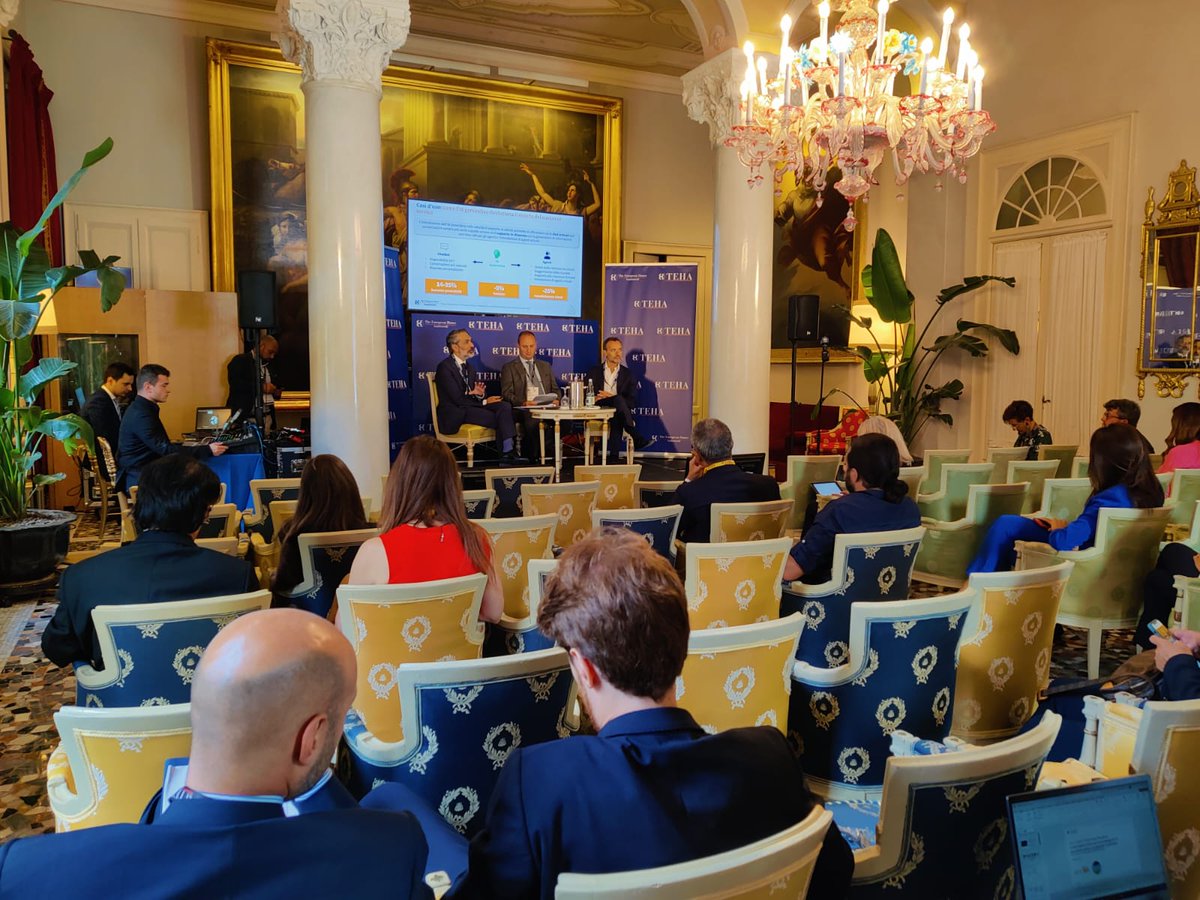 #Cernobbio2023 "L'IA sarà un amplificatore del lavoro delle persone e delle aziende, capace di aumentare la creatività e dare spazio a nuovi scenari di crescita, #innovazione e ingegno umano, senza trascurare gli aspetti etici" Vincenzo Esposito, CEO di <a href="/microsoftitalia/">Microsoft Italia</a> #TEHA