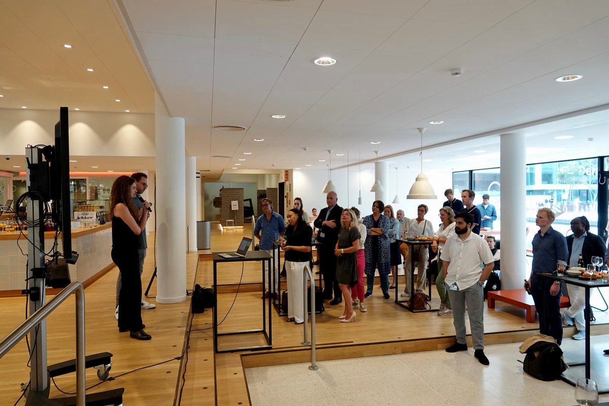 Tijdens Open Donderdag op 7 september ontvangen we <a href="/GerdineKeijzer/">Gerdine Keijzer-Baldé</a>, plv. secretaris-generaal bij @MinisterieEZK. Informatiehuishouding goed organiseren over twee beleidsministeries en meerdere uitvoeringsorganisaties? <a href="/GerdineKeijzer/">Gerdine Keijzer-Baldé</a> geeft een toelichting. nationaalarchief.nl/archiveren/age…