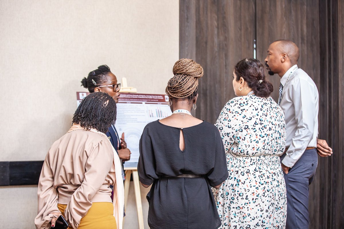 ReActAfrica_RAN's tweet photo. #PhotoFocus: Poster Presentation session where participants circled around the auditorium to listen to various #AMR projects happening across the African continent.
#RANSCConference23 https://t.co/0xkZj7pok3