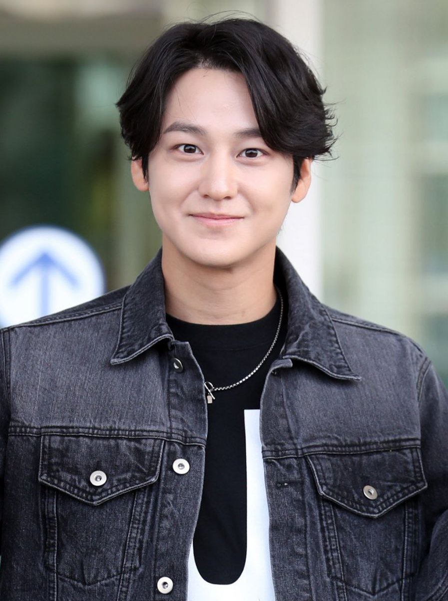 kimbumfiles's tweet photo. ♡ https://t.co/Xfwh6mifxT
