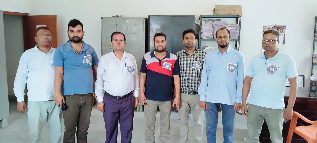 <a href="/sujata143143/">जनसेवक Sujata</a> <a href="/jharotef/">NMOPS / JHAROTEF</a> <a href="/HemantSorenJMM/">Hemant Soren</a> <a href="/JmmJharkhand/">Jharkhand Mukti Morcha</a> <a href="/JharkhandCMO/">Office of Chief Minister, Jharkhand</a> <a href="/NMOPS_Vikrant/">VIKRANT SINGH 🎯</a> <a href="/prabhatkhabar/">Prabhat Khabar</a> झारखंड राज्य के सभी कर्मचारियों को पेंशन बहाली दिवस की बहुत बहुत बधाई एवं शुभकामनाएं।
प्रखंड कार्यालय,मेराल, गढ़वा,झारखंड में सम्मिलित राज्य कर्मचारियों की Group pic 🙏
<a href="/vlwjharkhand/">झारखण्ड राज्य जनसेवक संघ</a>
<a href="/VLWSANGHGARHWA/">झारखंड राज्य जनसेवक संघ गढ़वा</a>
<a href="/HemantSorenJMM/">Hemant Soren</a>
<a href="/jhar_governor/">Governor of Jharkhand</a>
<a href="/jharotef/">NMOPS / JHAROTEF</a>
<a href="/PMOIndia/">PMO India</a>
<a href="/rashtrapatibhvn/">President of India</a>
<a href="/BBCHindi/">BBC News Hindi</a>