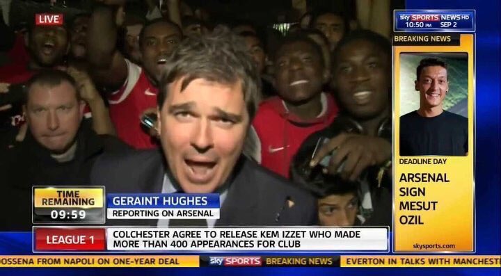 OzilThings's tweet photo. The scenes on deadline day when Arsenal signed Özil will never be beaten. https://t.co/MYYEM2xYKH