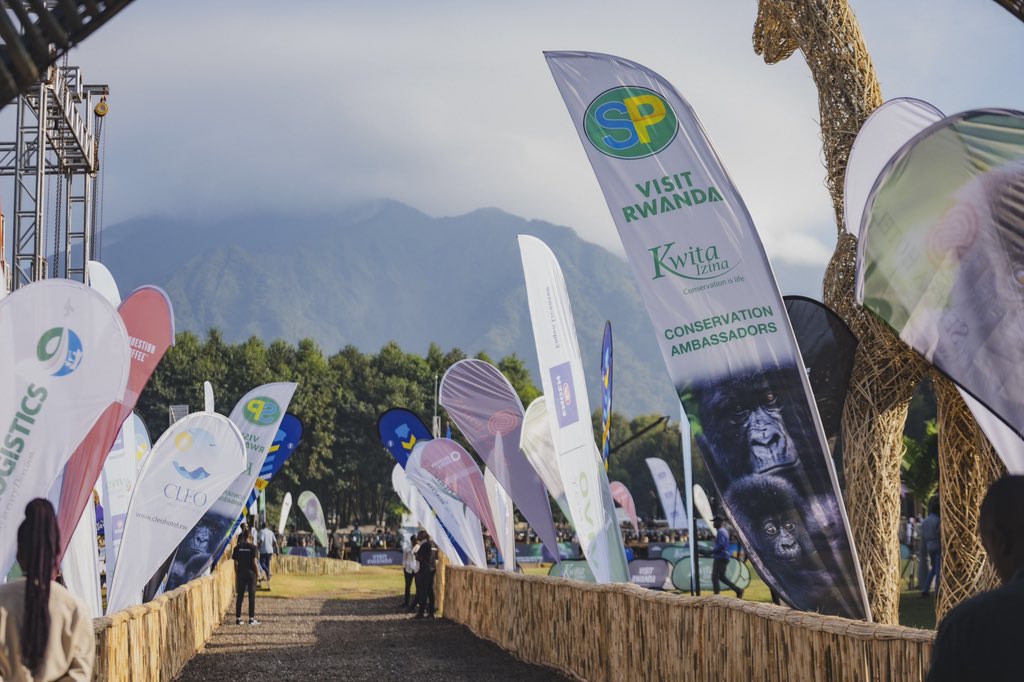 SPRwanda's tweet photo. Here are some of our @Kwitaizina highlights! ๐ฆ๐ท๐ผ
It was an honor for us to partner with @RDBrwanda for the Kwita Izina ceremony this year, dedicated to advancing wildlife conservation efforts in Rwanda.
#SP #SPStation #SPRwanda #KwitaIzina2023 #VisitRwanda https://t.co/lNcWAPlWOd